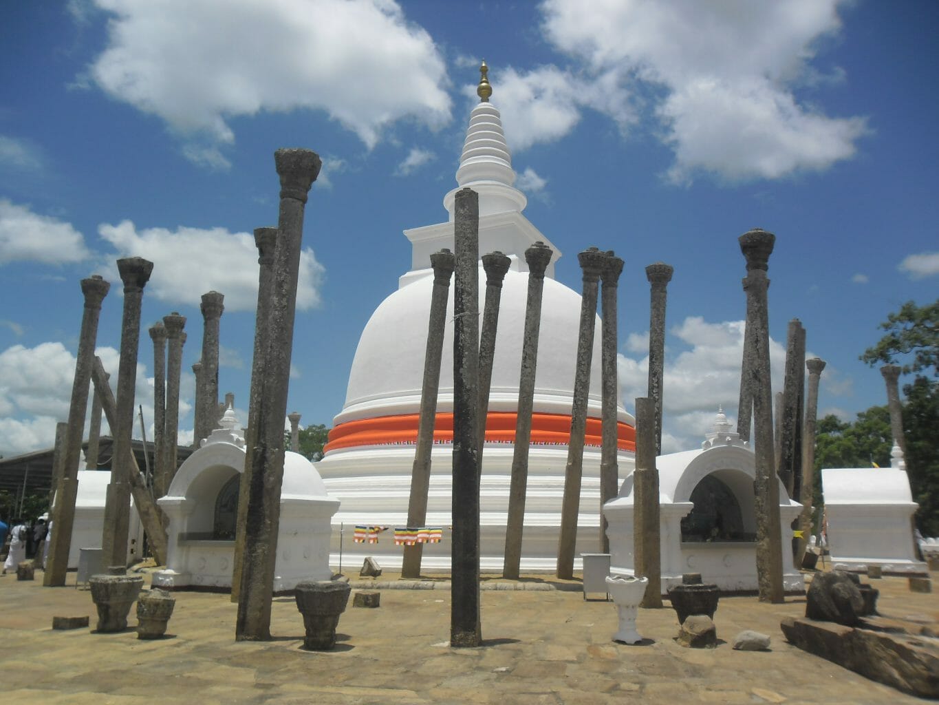 Thuparamaya | lankatraveldirectory.com, image size:1365x1024