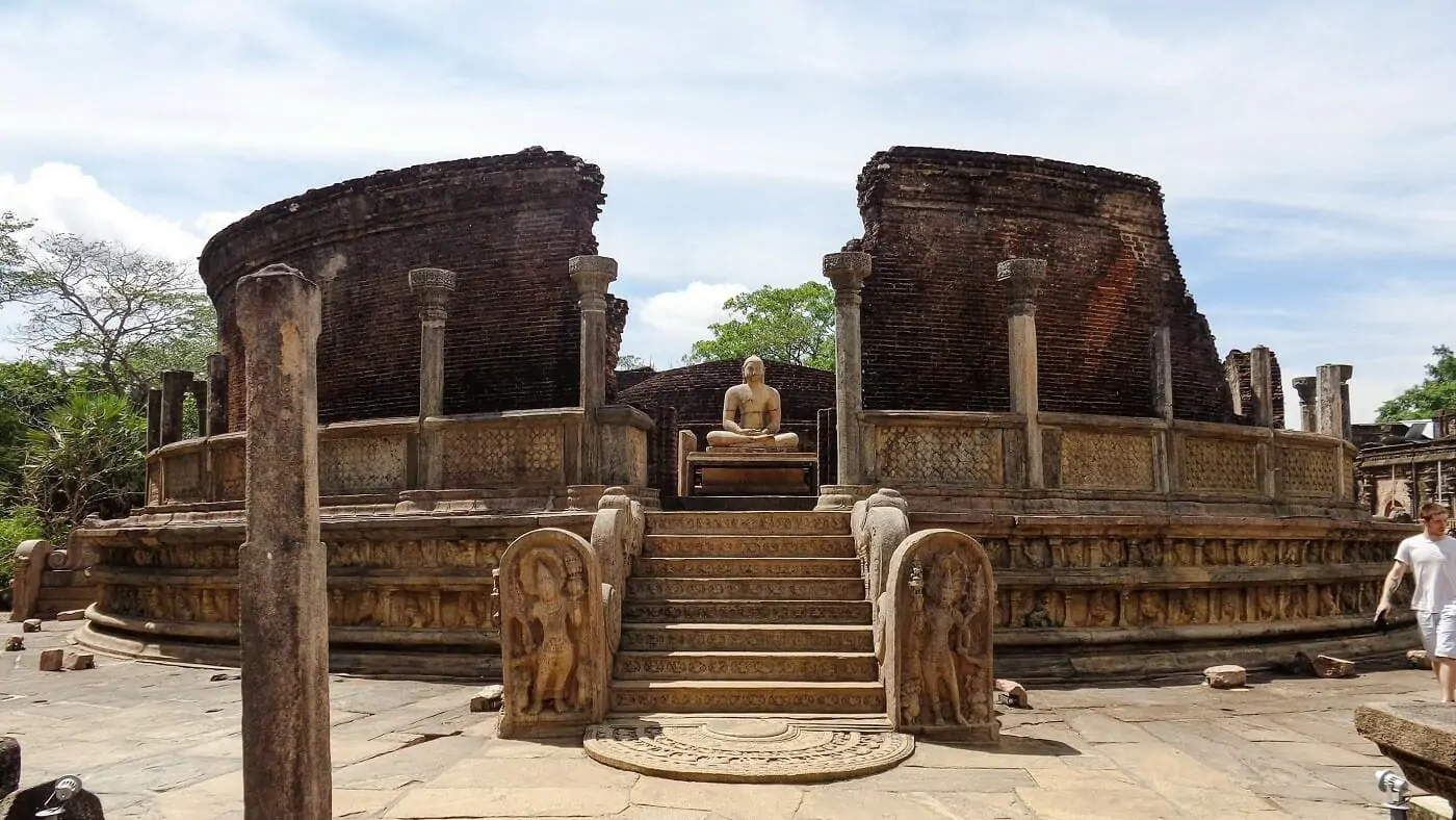 Vatadage-Ancient-City-of-Polonnaruwa-5